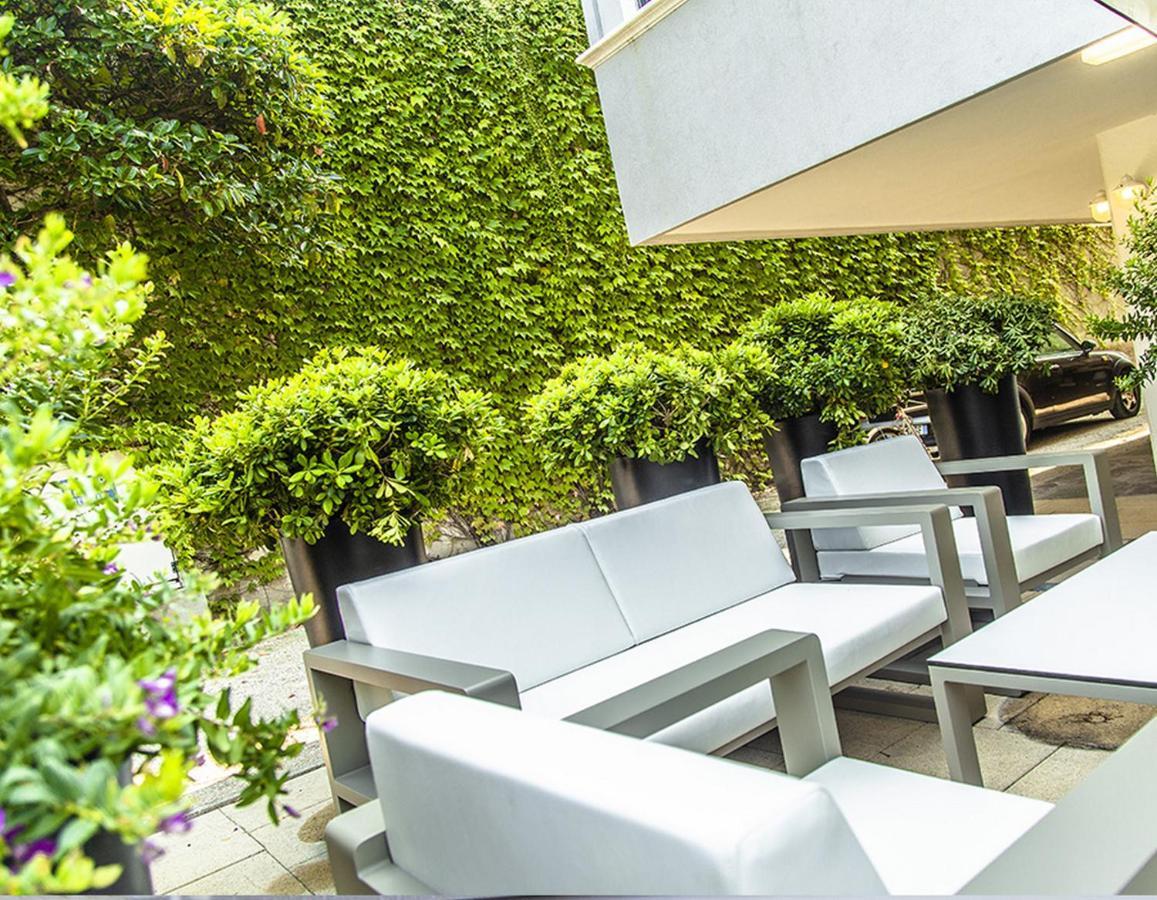 New Castle Hotel 3*